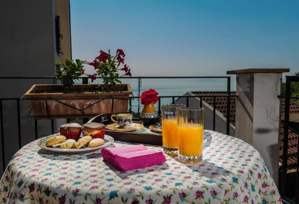 Bed and Breakfast Casa Rosaria Amalfi Coast В'єтрі Екстер'єр фото